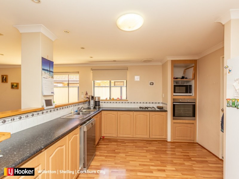 5 Monroe Turn, Success WA 6164