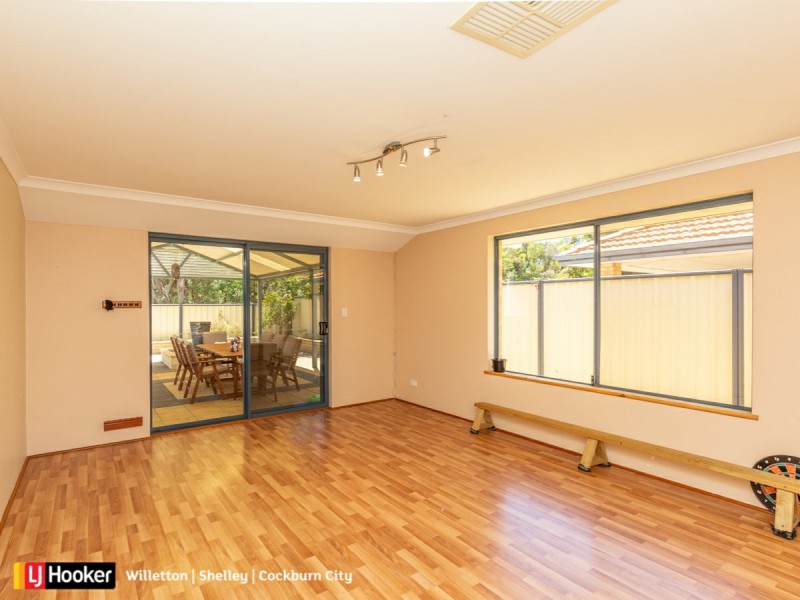 5 Monroe Turn, Success WA 6164