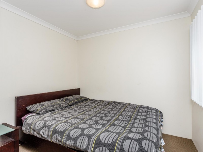 2/54 Sixth Road, Armadale WA 6112