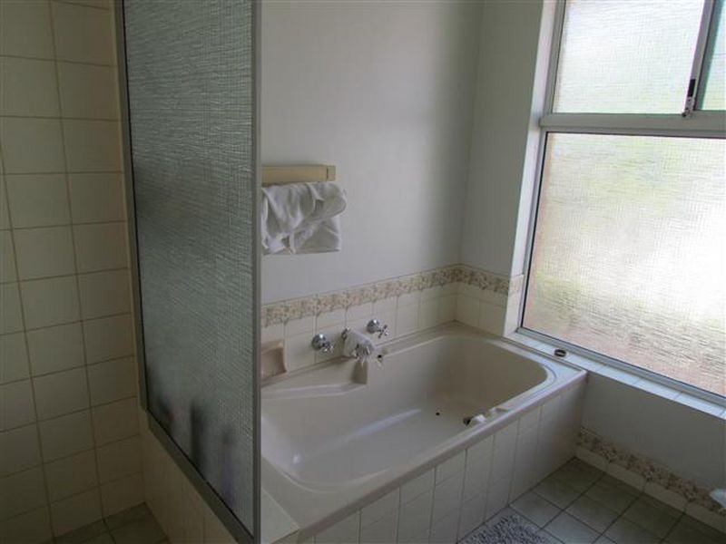 11 Stuart Court, Bateman WA 6150