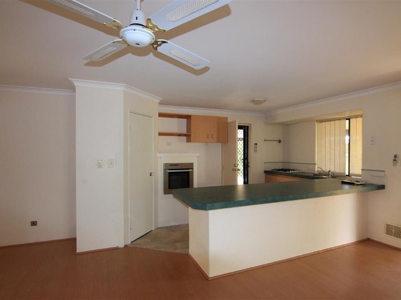 9 Grangemouth Turn, Kinross WA 6028