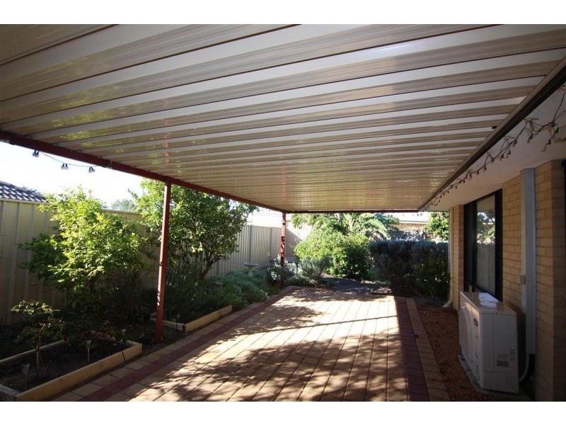 9 Grangemouth Turn, Kinross WA 6028