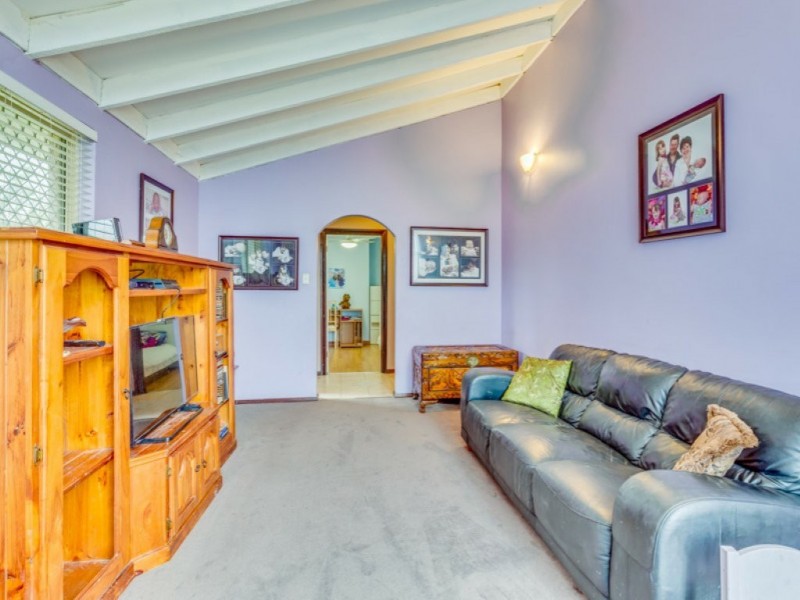 1 Prion Street, Thornlie WA 6108