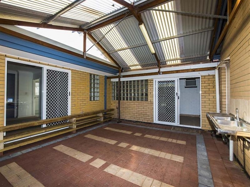 173 Corinthian Road, Riverton WA 6148