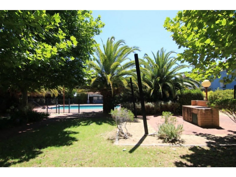 Unit 8/6 Shipley Place, Westminster WA 6061