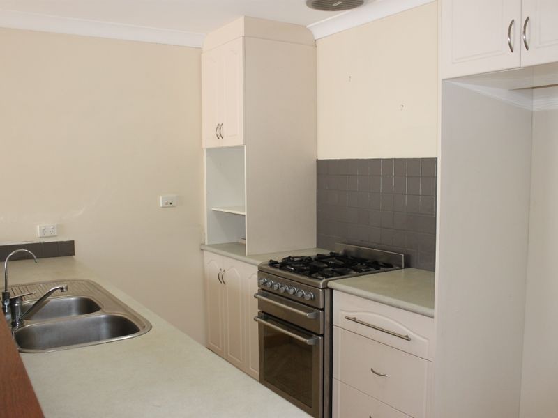 3/5 Dewey Street, Shelley WA 6148