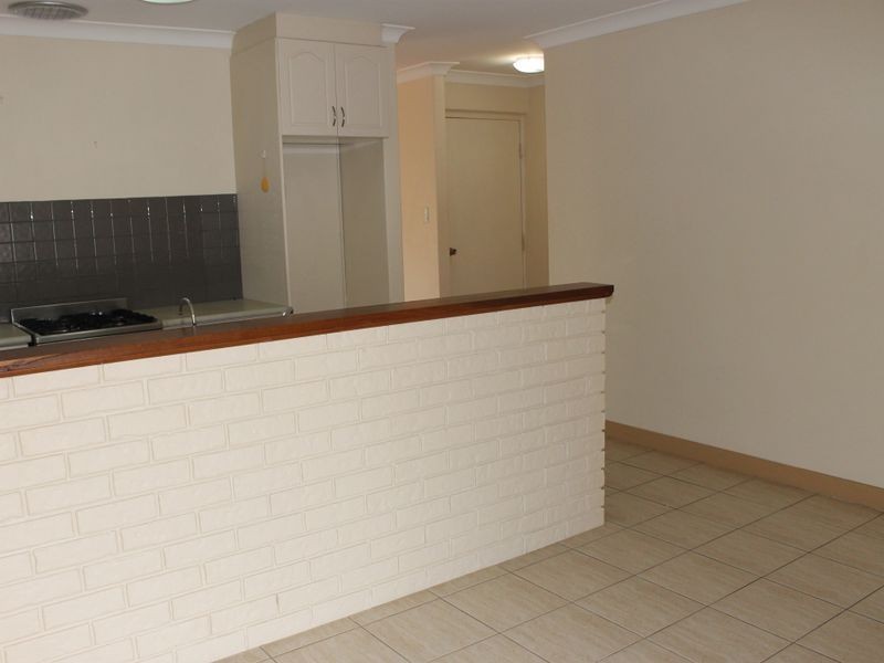 3/5 Dewey Street, Shelley WA 6148