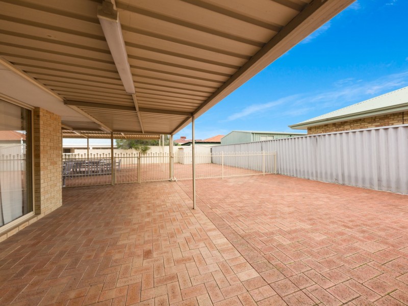 93 Collins Road, Willetton WA 6155