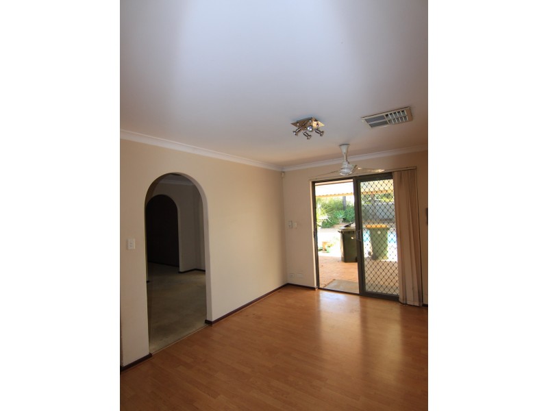 8 Tremandra Way, Parkwood WA 6147