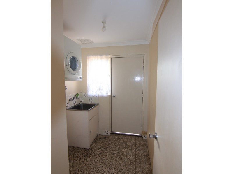 8 Tremandra Way, Parkwood WA 6147