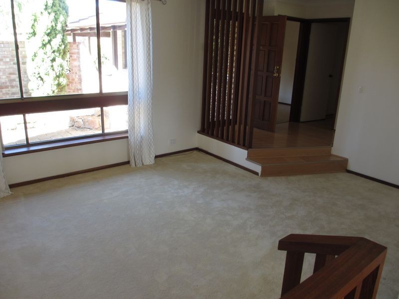 11 Fabian Close, Willetton WA 6155