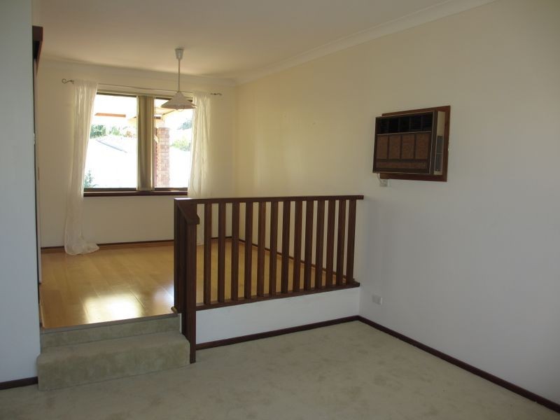 11 Fabian Close, Willetton WA 6155