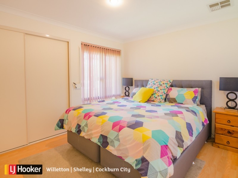 6 Tarndale Way, South Lake WA 6164