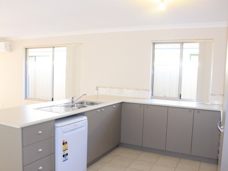 75 Cheltenahm Loop, Bertram WA 6167