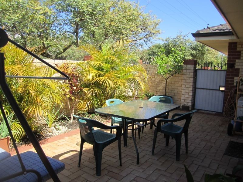 6/28-30 Stockman Way, Cannington WA 6107