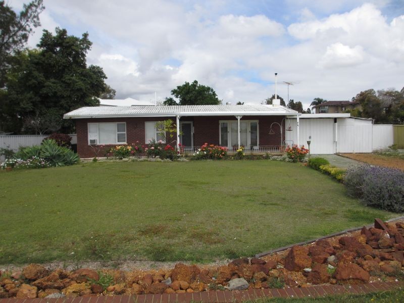 235 Riverton Drive, Shelley WA 6148