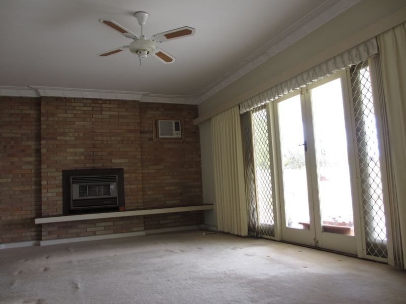 235 Riverton Drive, Shelley WA 6148