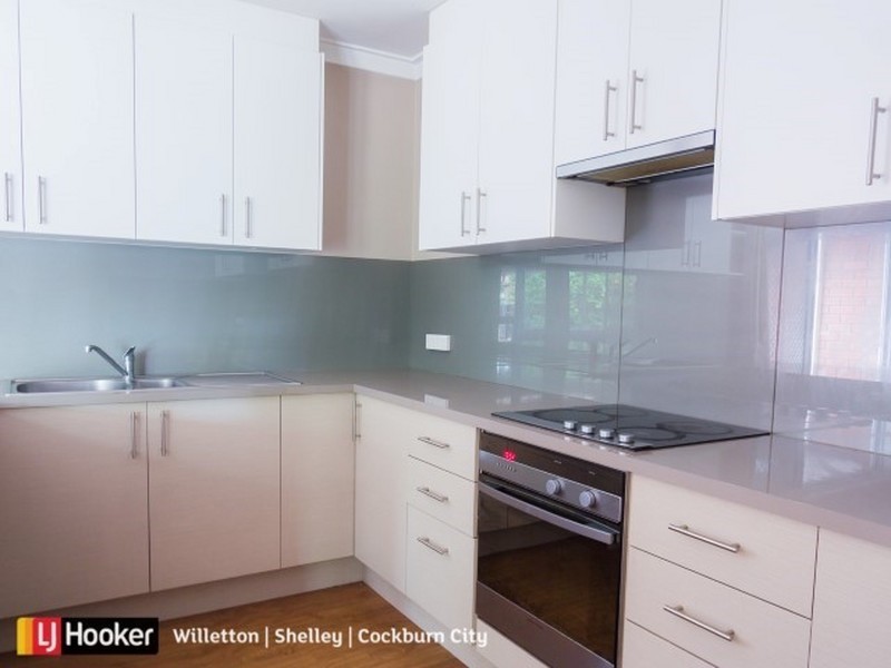 Unit b/1 Dalston Crescent, Kardinya WA 6163