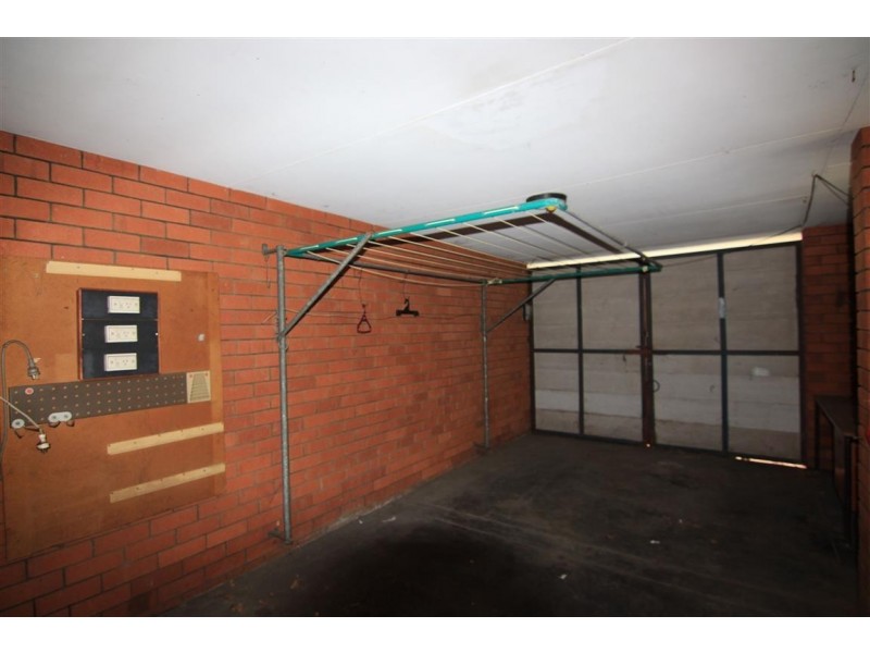 Unit b/1 Dalston Crescent, Kardinya WA 6163