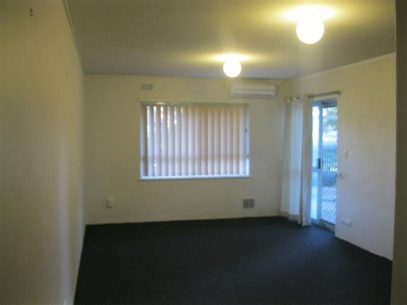 2/53 Meyrick Way, Langford WA 6147