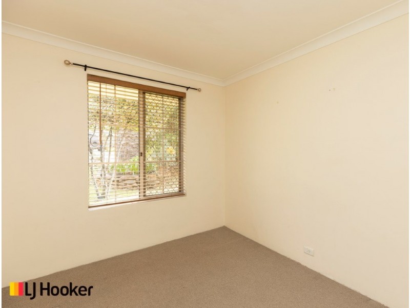 4 Grassbird Loop, Yangebup WA 6164