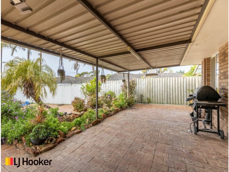 4 Grassbird Loop, Yangebup WA 6164