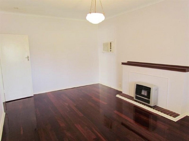 36 Park Street, Como WA 6152