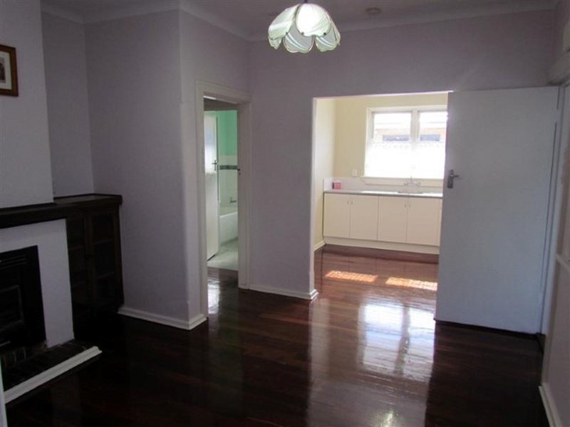 36 Park Street, Como WA 6152