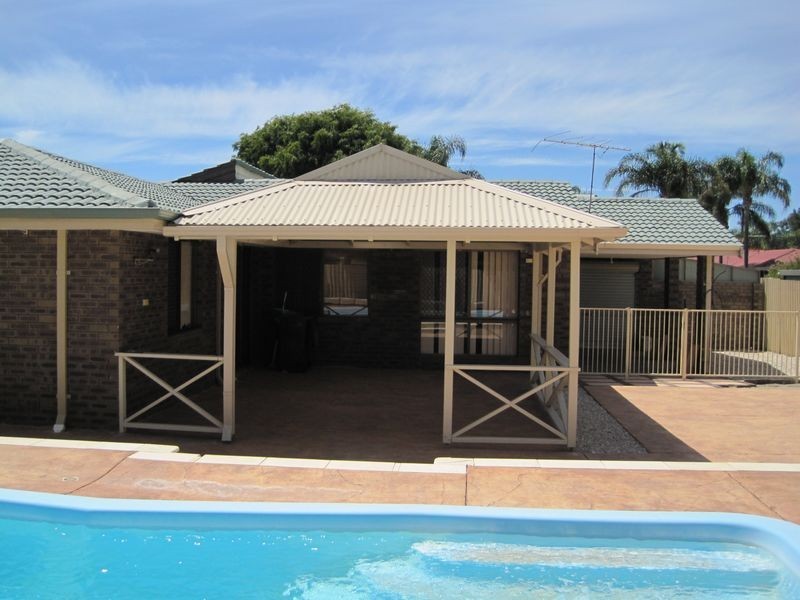 45 Burnett Avenue, Leeming WA 6149