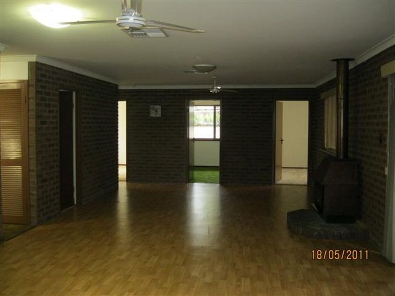 2 Benzie Way, Parkwood WA 6147