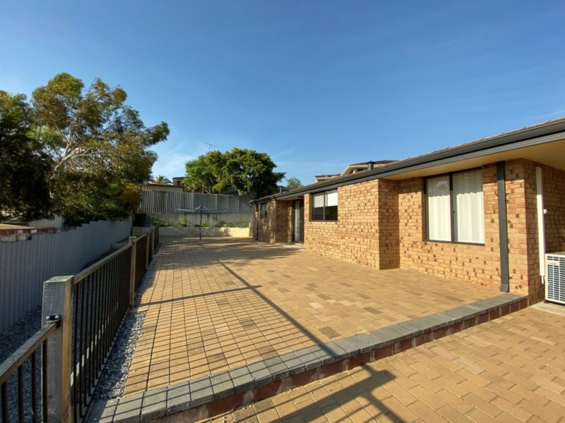 9B Ibsen Court, Spearwood WA 6163