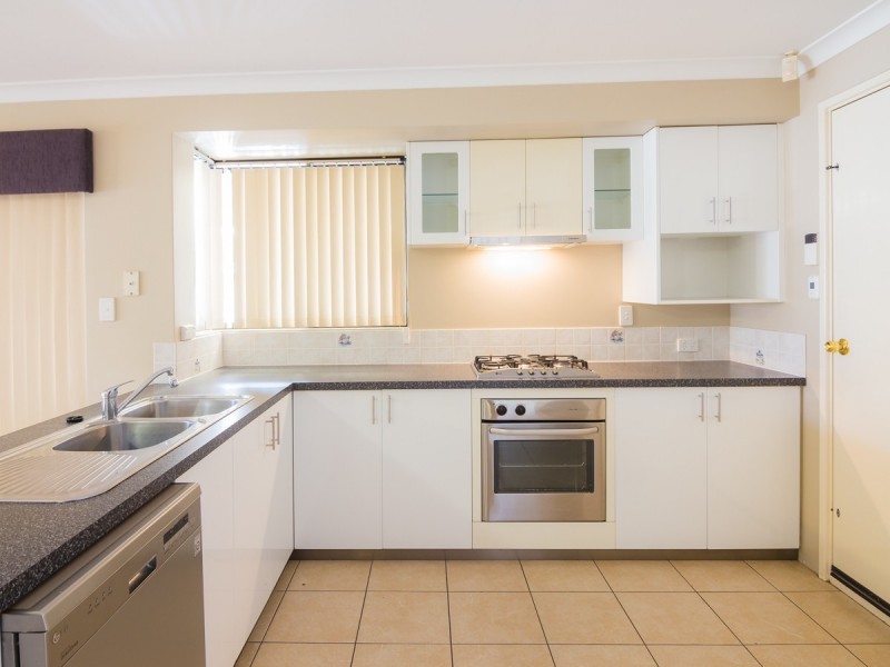 8 Kabbarli Court, South Lake WA 6164