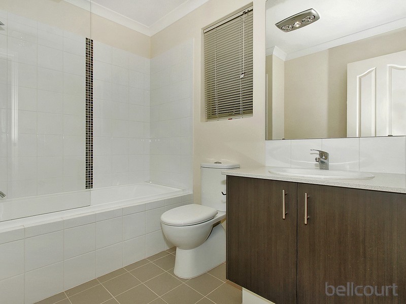 1/77 Huntriss Road, Karrinyup WA 6018