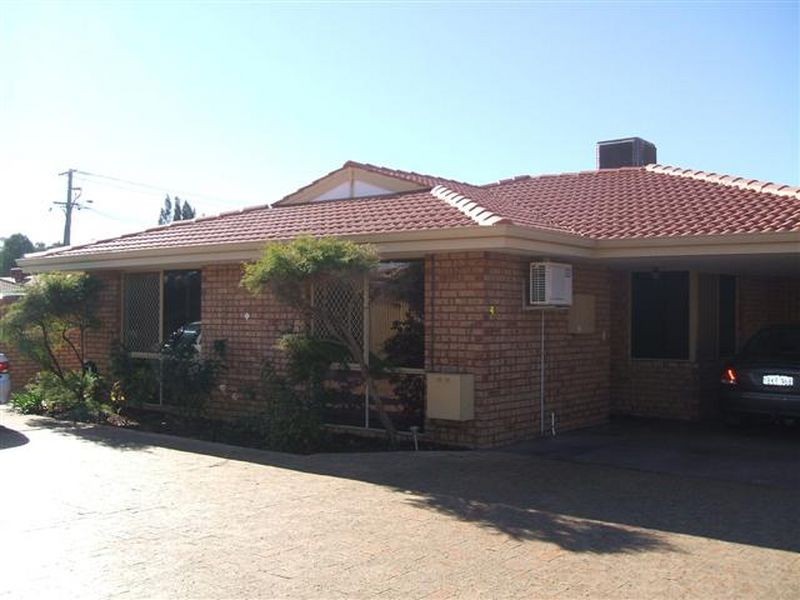4/7 Tarun Court, Cannington WA 6107