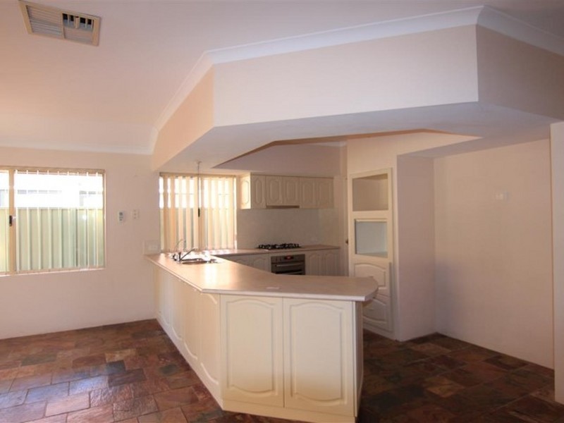 11 Heysen Parade, Southern River WA 6110