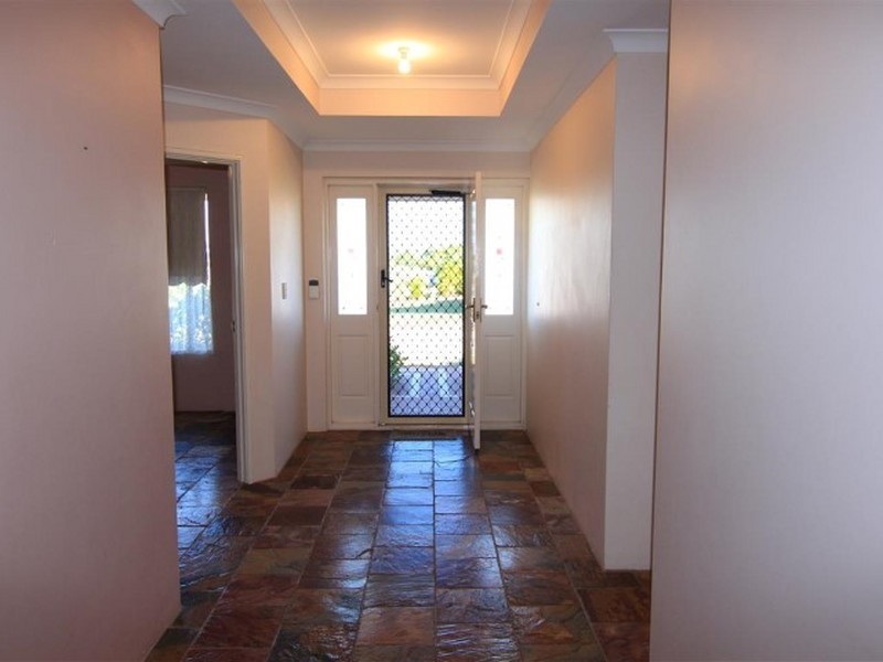 11 Heysen Parade, Southern River WA 6110