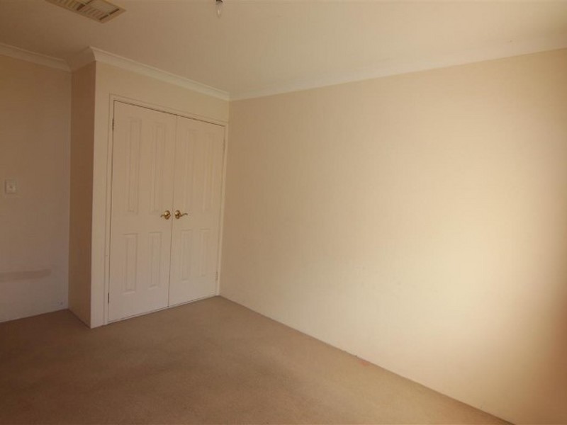 11 Heysen Parade, Southern River WA 6110