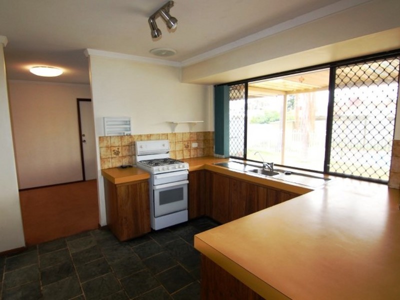 14 Drysdale Street, Shelley WA 6148