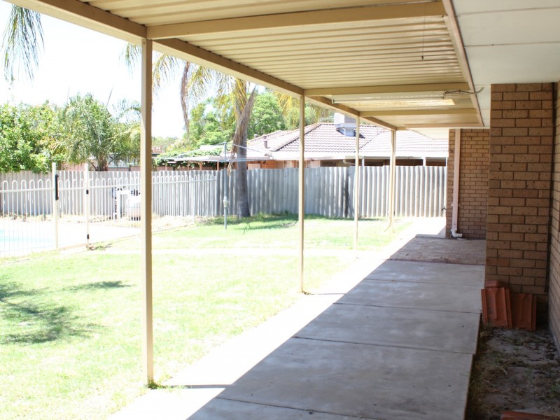 14 Drysdale Street, Shelley WA 6148