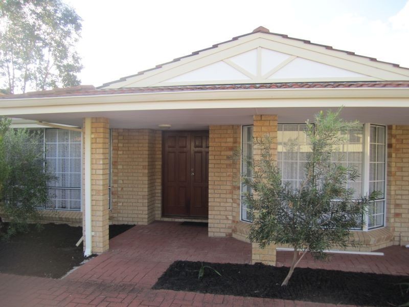 2/437b Riverton Drive East, Shelley WA 6148