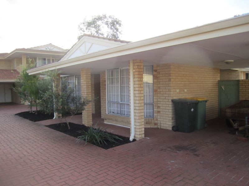 2/437b Riverton Drive East, Shelley WA 6148