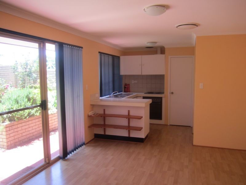 33a Mosaic Street East, Shelley WA 6148