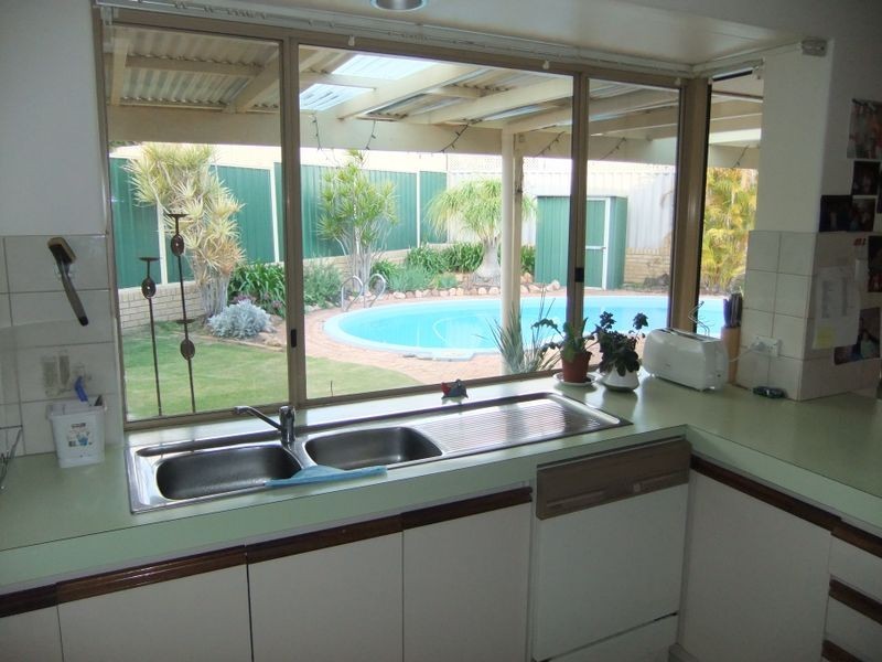 9 Cusack Way, Kardinya WA 6163