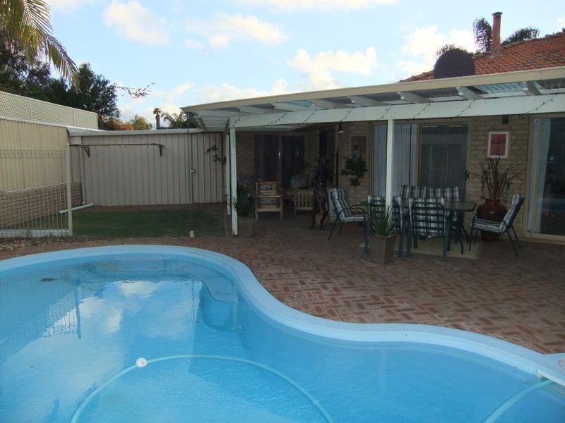 9 Cusack Way, Kardinya WA 6163