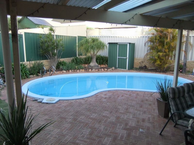 9 Cusack Way, Kardinya WA 6163