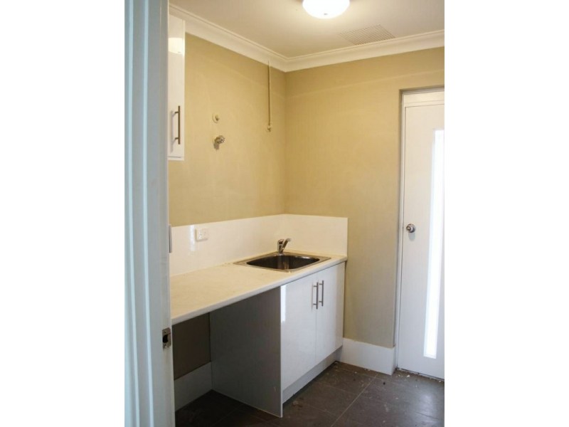 16 Keith Road, Rossmoyne WA 6148