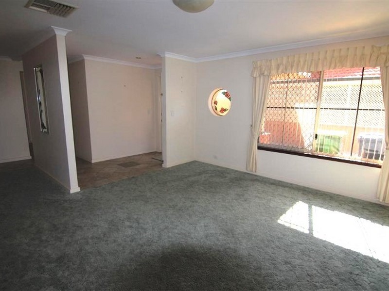 68B Towncentre Drive, Thornlie WA 6108