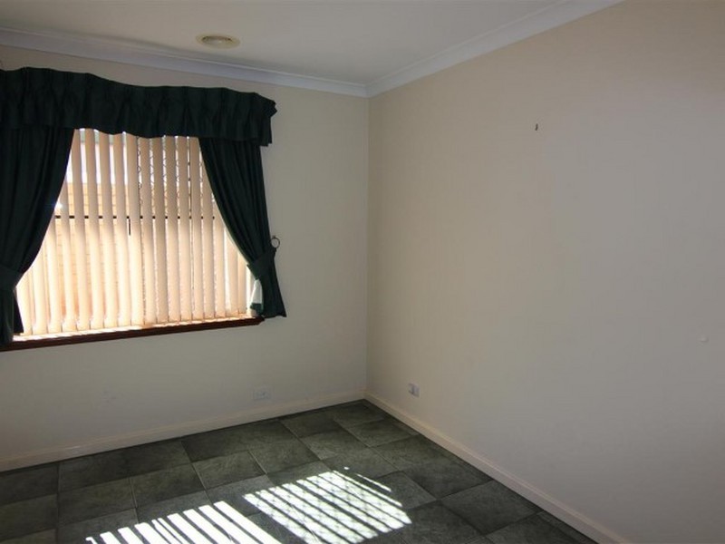 68B Towncentre Drive, Thornlie WA 6108