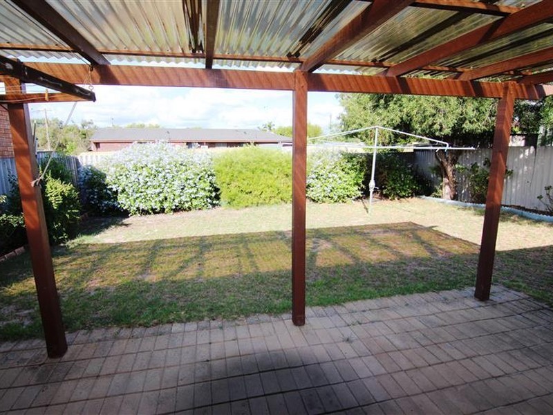 18B Canterbury Drive, Willetton WA 6155