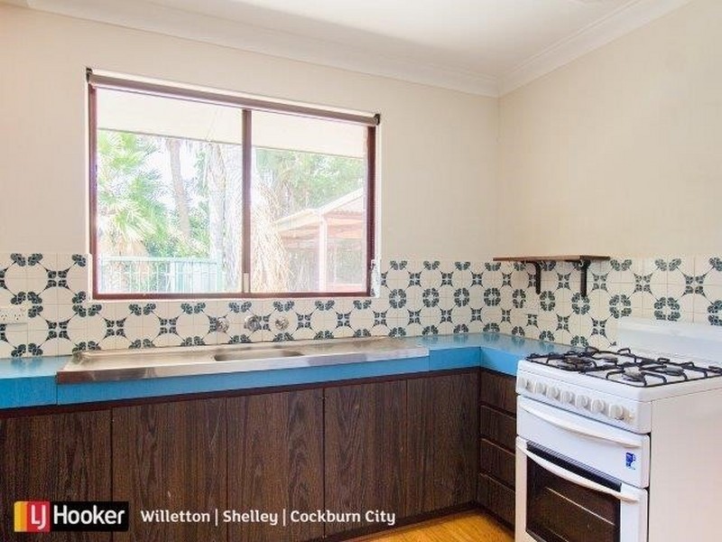 18 Koel Way, Thornlie WA 6108